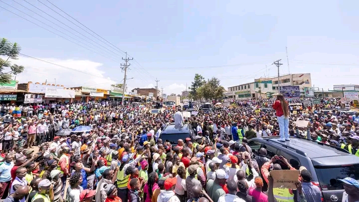 Rigathi Gachagua addressing the residents 