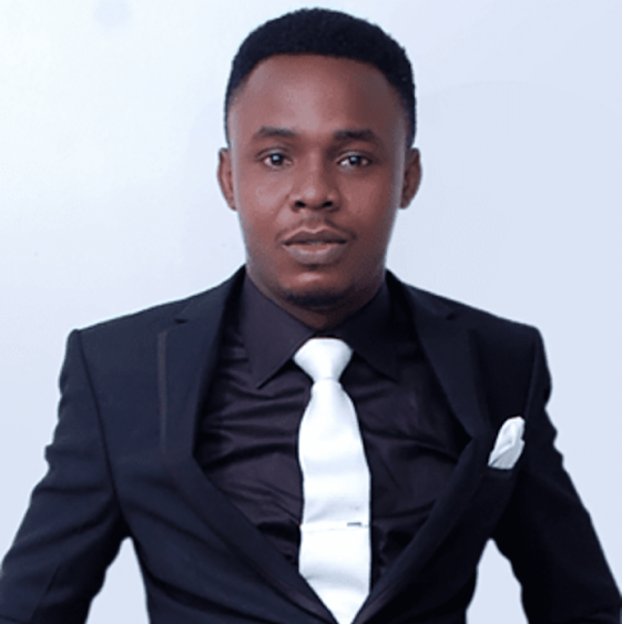 “Tafuta pesa usiwachwe” Kenyan man, Peter Makau, left confused after the girlfriend of 6 years who left him for a married man because he was poor and broke, now wants him back because he is rich. What should he do?