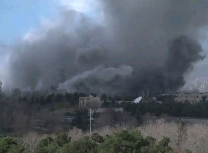 Heavy Smoke Engulfs Tehran As Israel Strikes Capital’s Heart