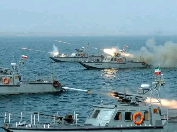 Update: Iran Deploys “swarm tactic”: Fast Attack Craft Positioned To Intercept Vessels In Hormuz