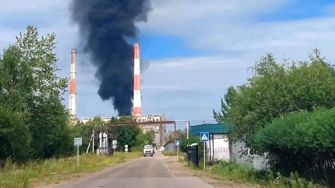 Ukraine Launches Attacks on Russian Oil and Logistics Infrastructure