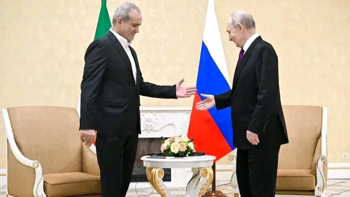 ππ₯πππππ‘π: Putin Pledges To Help End Middle East Conflict During Meeting With Pezeshkian